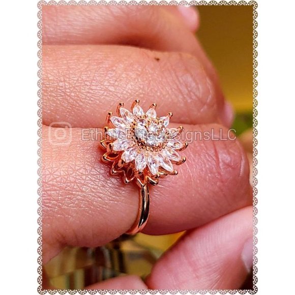 New boutique Fidget Ring, Spinner Ring, Anti Anxiety Ring, Meditation Ri… - Picture 4 of 7